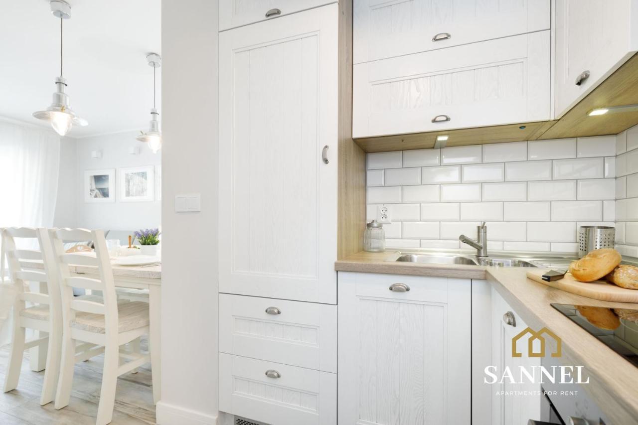 Apartament Premium Baltic House ミエンジボジェ エクステリア 写真
